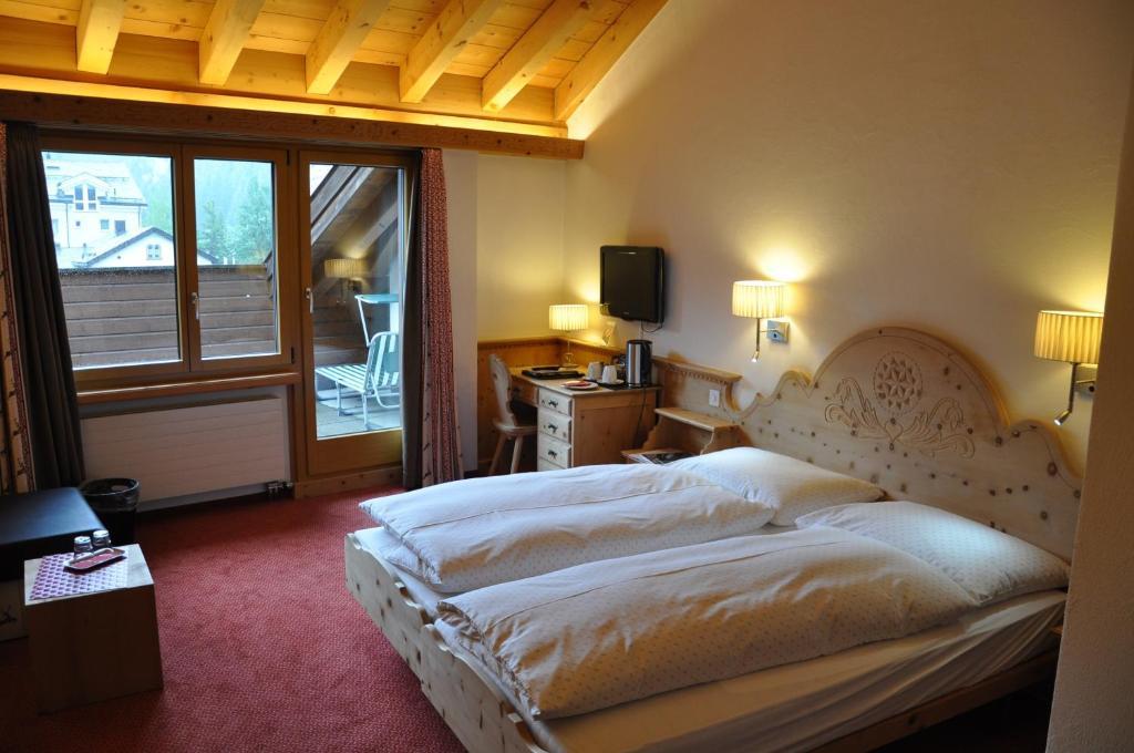 Hotel Seraina Sils Maria Quarto foto